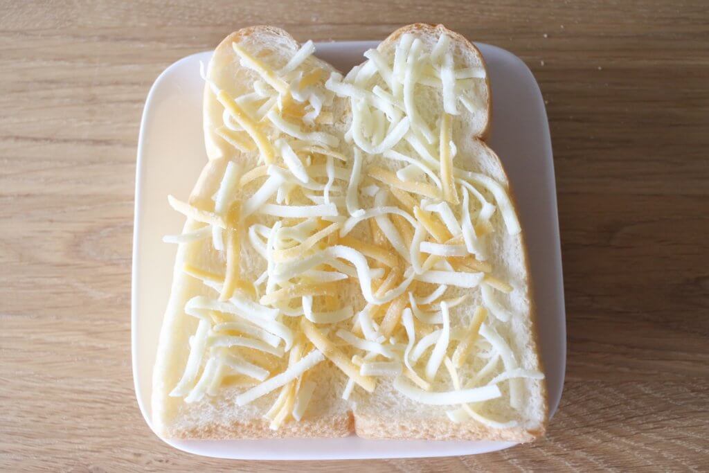 食パン　チーズ
